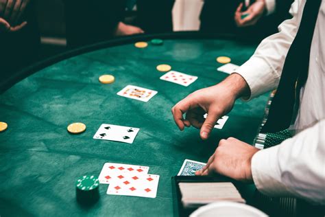 Passo a passo para aprender a jogar Blackjack .